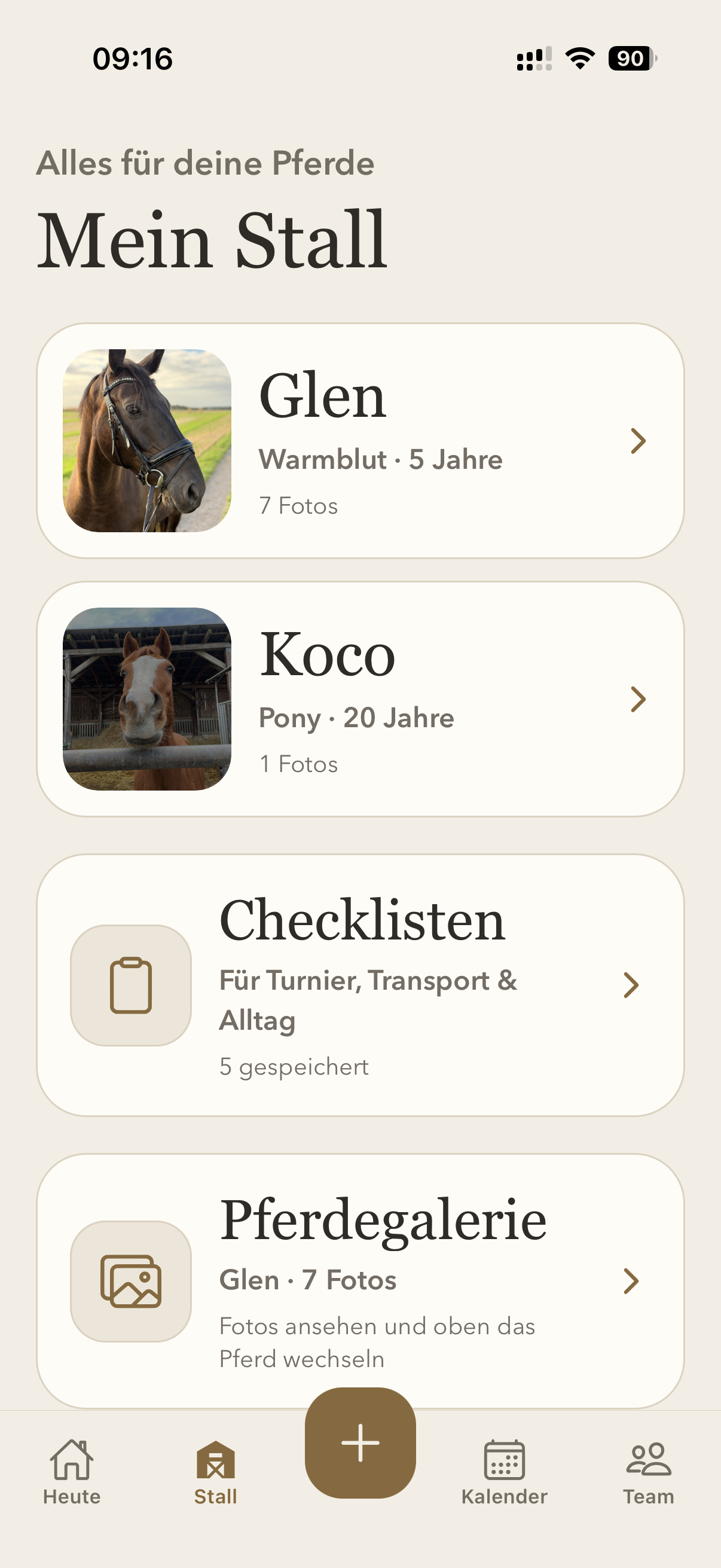 Originalansicht Mein Stall in Horselys mit Glen, Koco, Checklisten und Pferdegalerie
